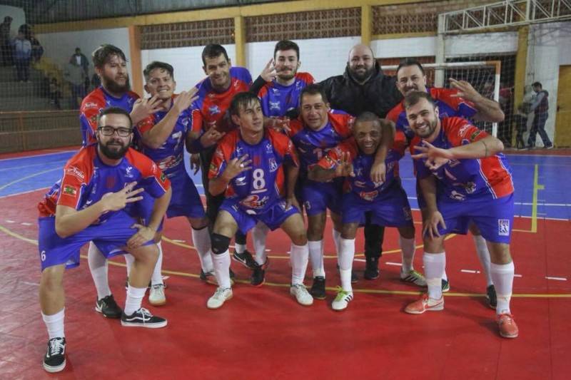 Nos pênaltis, Prefeitura é tri-campeã do Campeonato Interfirmas de Futsal de Içara — foto 2