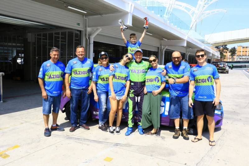 Automobilismo Nacional: Alex Cé retoma liderança a uma etapa da final — foto 1