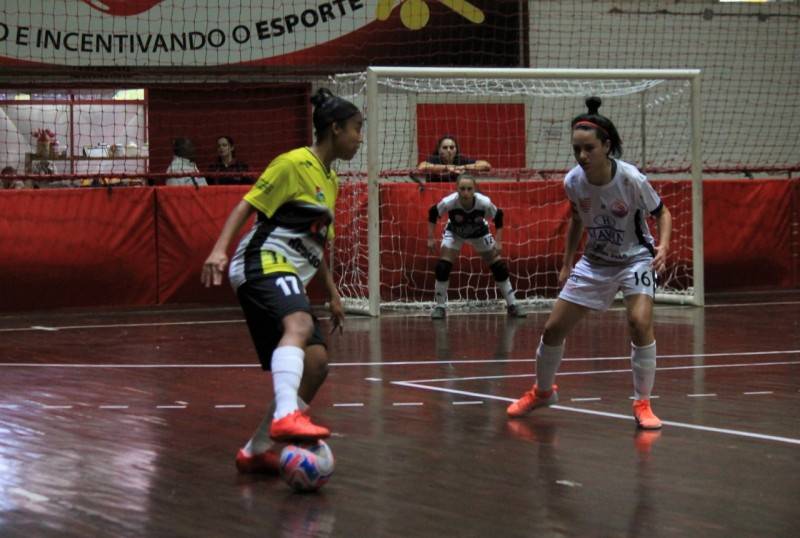 Olesc: Criciúma conquista medalhas no xadrez e vitórias em modalidades coletivas — foto 2