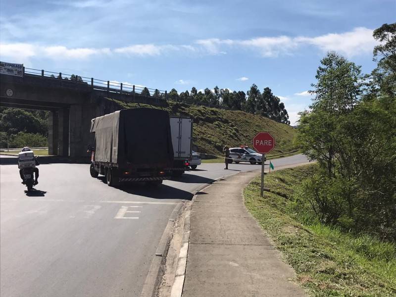 Mais de 40 kg de dinamite são abandonados próximo ao Anel Viário — foto 1