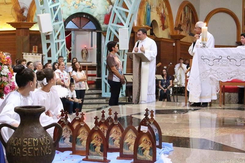 Missionários da Mãe Peregrina têm encontro marcado neste domingo — foto 1