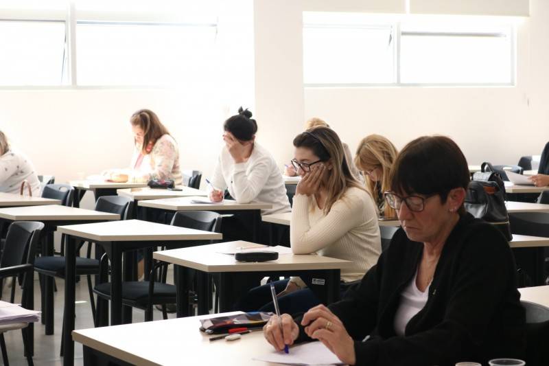 Pedagogos passam por avaliação do Prêmio Acic do Professor neste sábado — foto 2