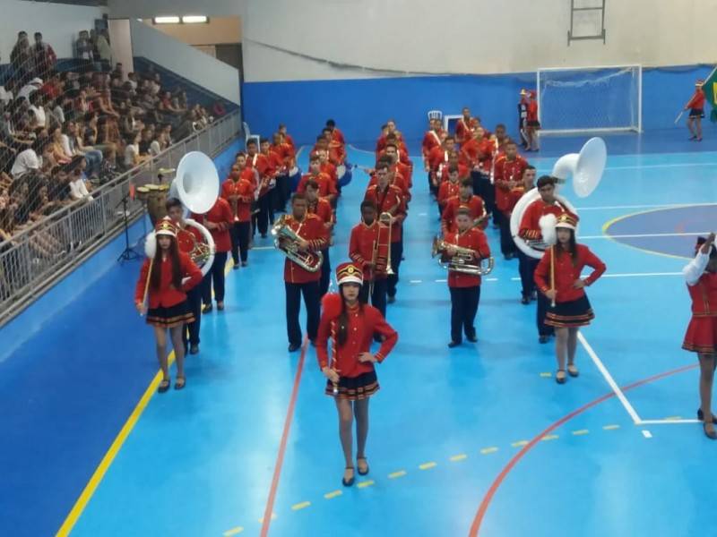 Banda Marcial da escola Oswaldo Hülse será homenageada na Câmara — foto 1