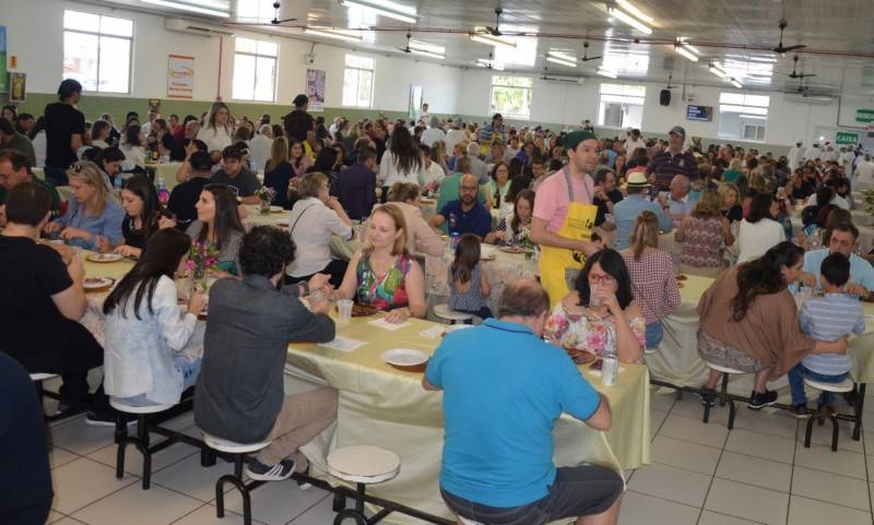 Bairro da Juventude realiza mais uma edição do “Almoço das Carnes Brancas” — foto 2