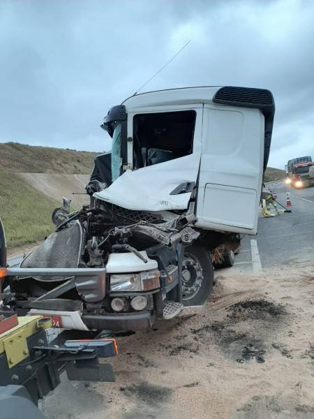 Motorista de Sangão se envolve em acidente no Rodoanel em São Paulo — foto 1