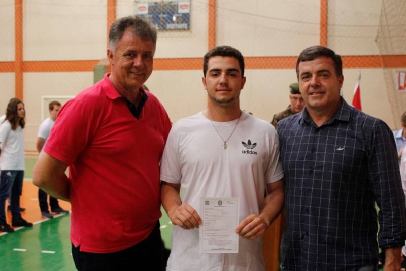 Mais de 120 jovens recebem Dispensa da Incorporação em Forquilhinha — foto 7