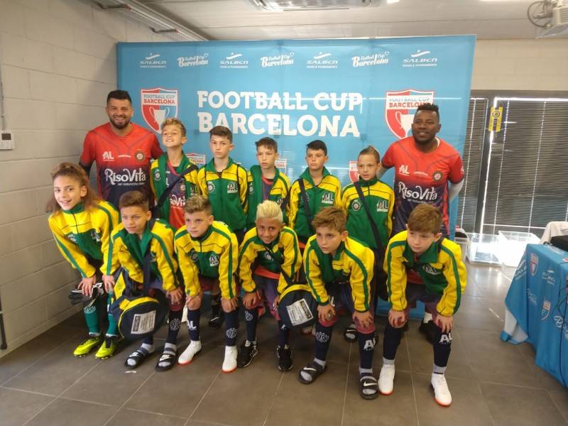 Criciumenses da AL Football/Próspera conquistam terceiro lugar em competição na Espanha — foto 2