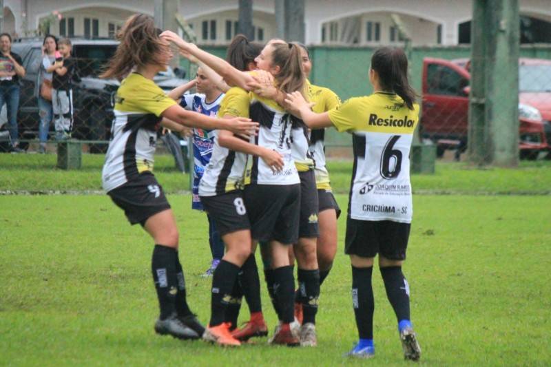 Jasc: futebol feminino avança para as semifinais — foto 2
