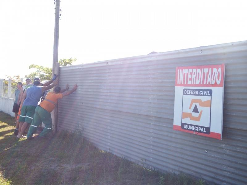 Prefeitura vai responsabilizar culpados pela obra inacabada do ginásio de esportes — foto 1