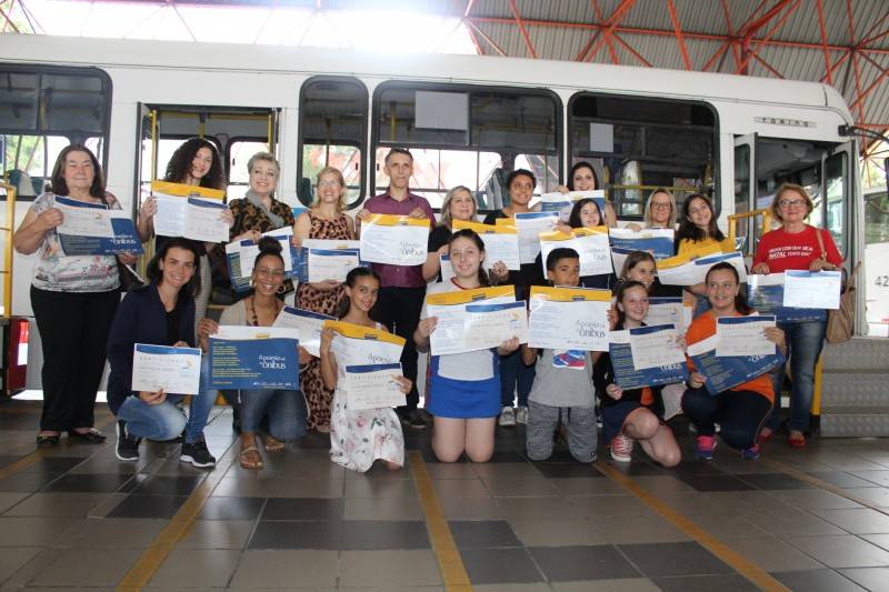 Conhecidos os participantes do “A poesia vai de ônibus” — foto 4
