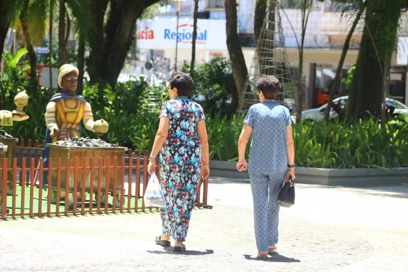 Manhã de tranquilidade no Centro de Criciúma — foto 8