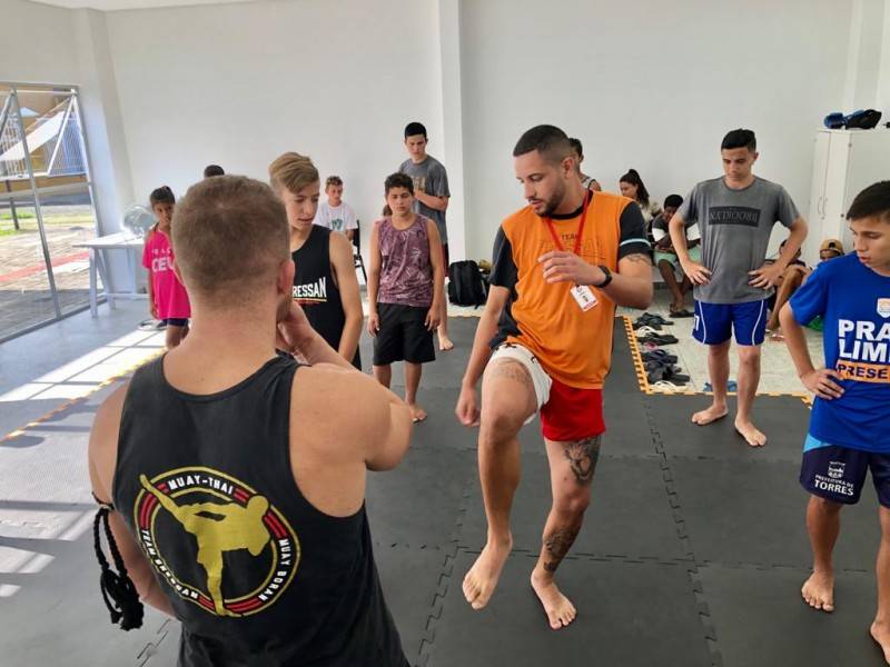 Praça CEU disponibiliza aulas gratuitas de Muay Thai para crianças e adolescentes — foto 2