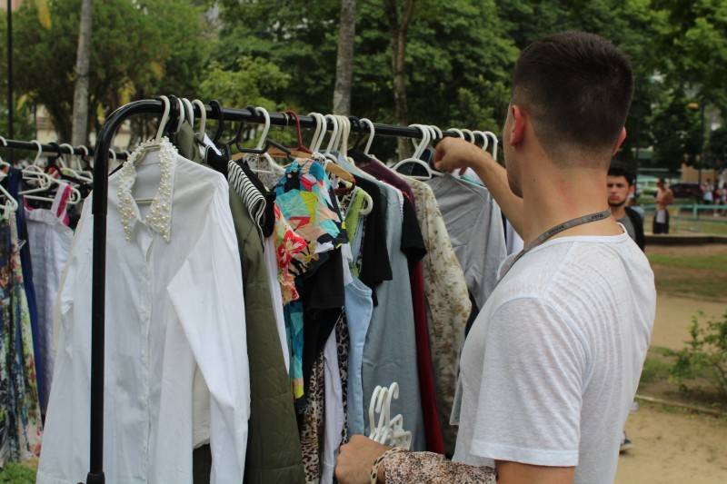 Sábado tem (Re)Bazar em Balneário Rincão — foto 1