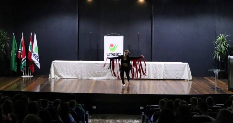 Alunos do Colégio Unesc iniciam o ano letivo com recepção especial — foto 1