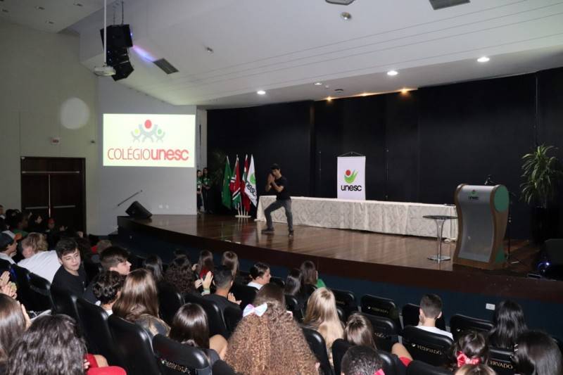 Alunos do Colégio Unesc iniciam o ano letivo com recepção especial — foto 2
