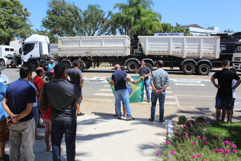 Prefeitos vão debater com caminhoneiros o decreto que proíbe tráfego pesado em rodovias de Maracajá — foto 5