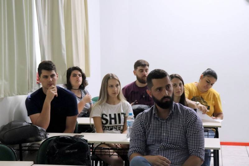 Alunos do curso de Design da Unesc participam do concurso Melissa / Next Brasil — foto 2