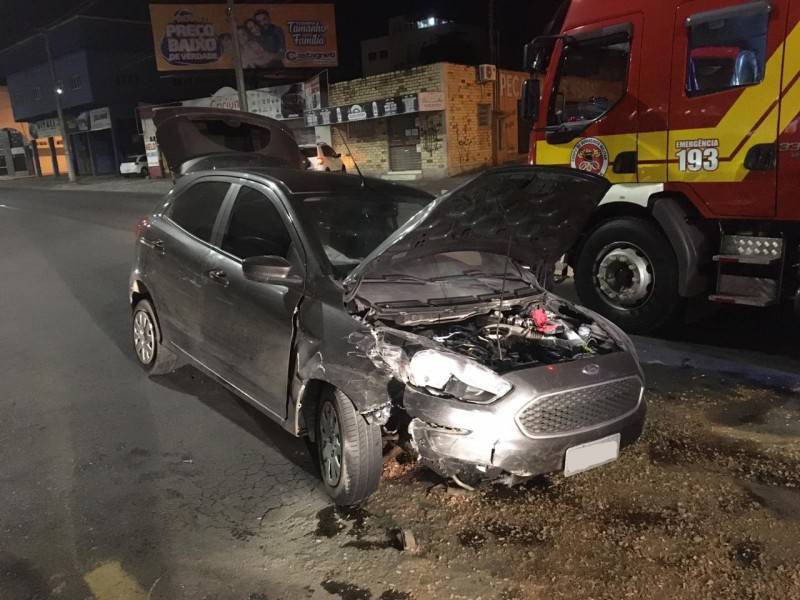 Após perseguição, motorista colide veículo na Centenário e acaba preso — foto 1