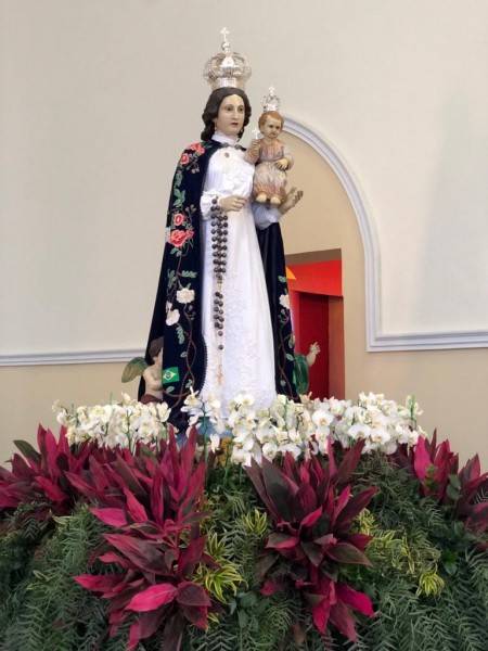 Santuário aberto para oração no dia de Nossa Senhora Mãe dos Homens — foto 2