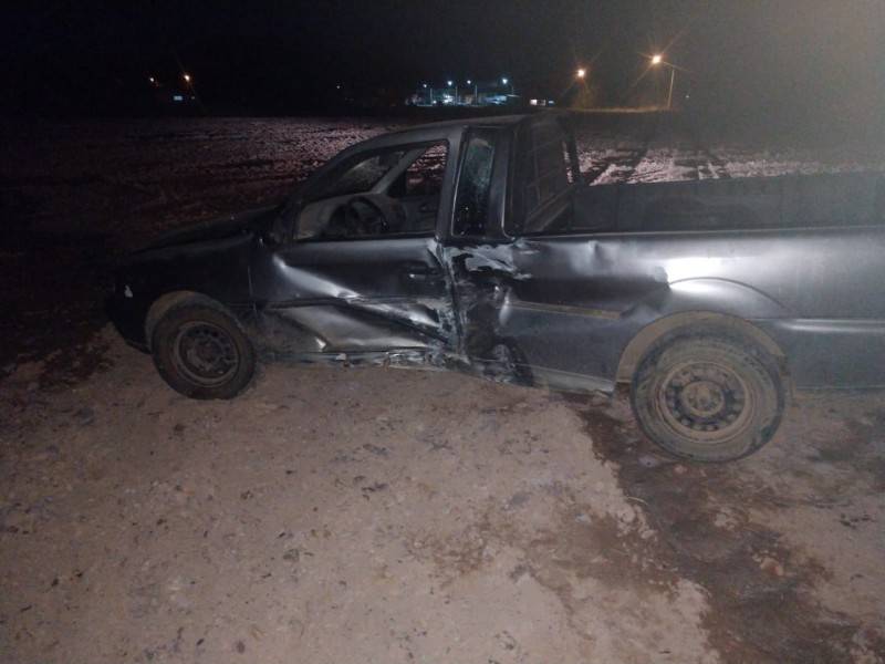 Acidente de trânsito deixa dois homens feridos em Turvo — foto 1