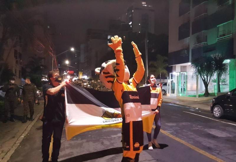 Criciúma Esporte Clube faz passeata em agradecimento aos fundadores e comunidade — foto 4