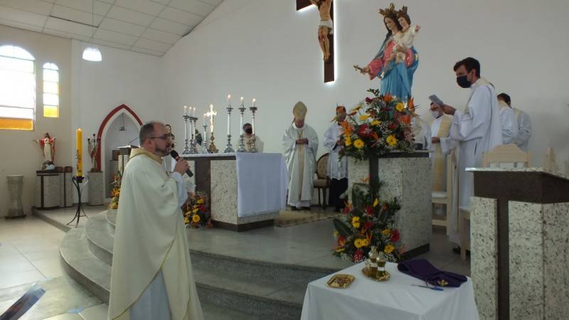 Diocese de Criciúma instala nova paróquia em Balneário Gaivota — foto 2