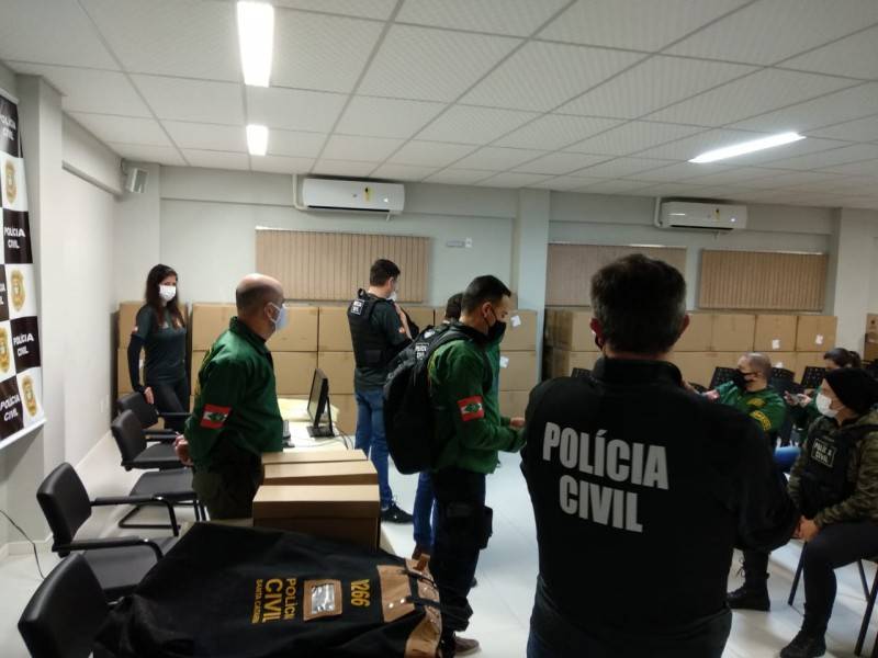 Ex-secretário da Casa Civil, Douglas Borba é preso durante a segunda fase da Operação Oxigênio — foto 2