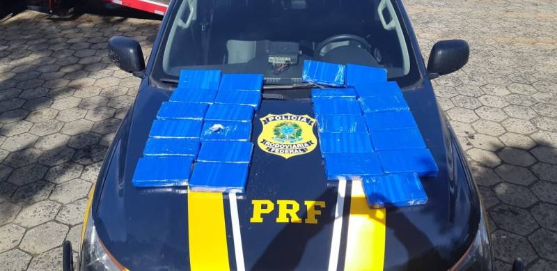 Apreensão na BR-101 ultrapassa 25 quilos de cocaína — foto 2