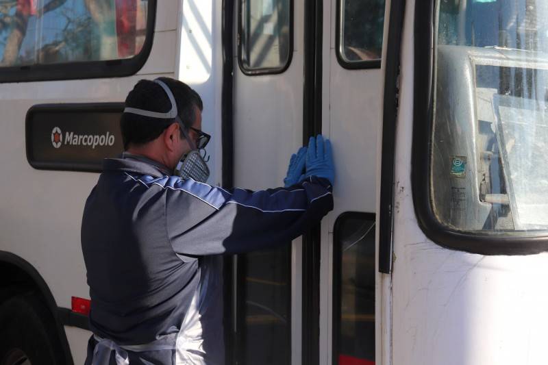 Unesc realiza desinfecção dos ônibus com a tecnologia do ozônio — foto 2
