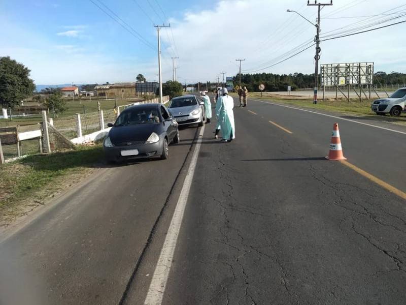 Barreira sanitária é realizada em Balneário Gaivota — foto 1