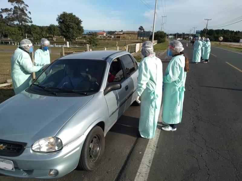 Barreira sanitária é realizada em Balneário Gaivota — foto 2