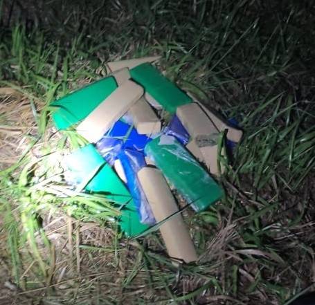 PRF apreende 19 quilos de maconha em carro de Araranguá, acidentado na BR-101 — foto 2