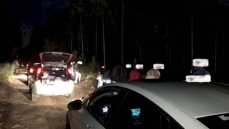 Festa clandestina com cerca de 200 pessoas é desarticulada em Passo de Torres — foto 3