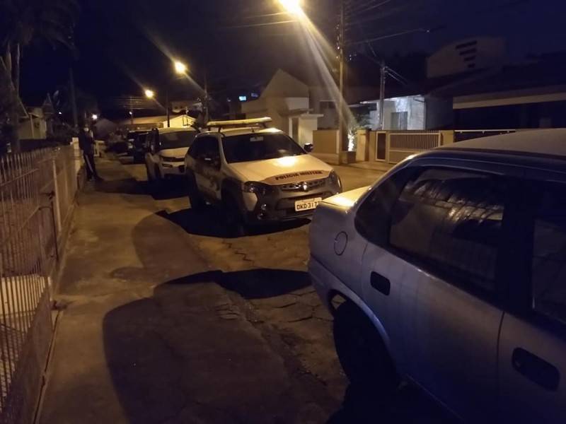 Jovem é suspeita de ter enterrado recém-nascido nos fundos de casa — foto 2