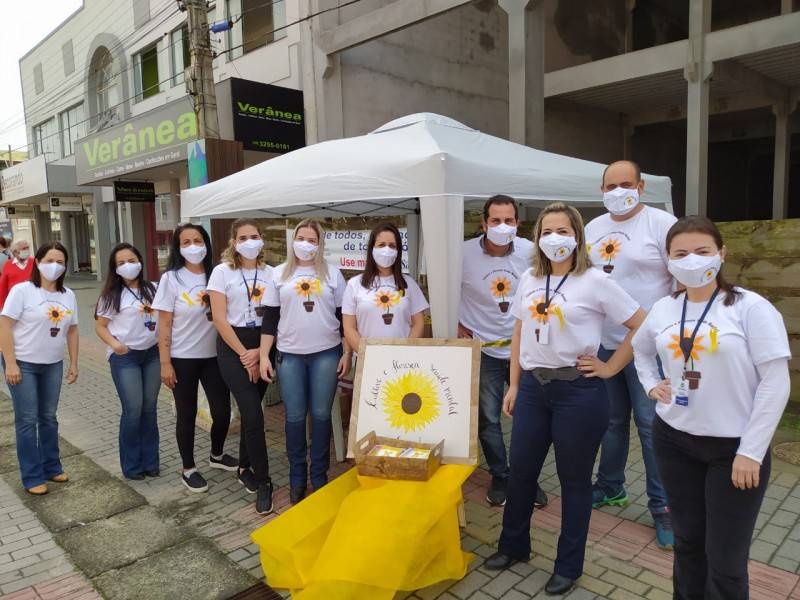 Dia Mundial de Prevenção ao Suicídio tem ação no Centro de Imbituba — foto 2