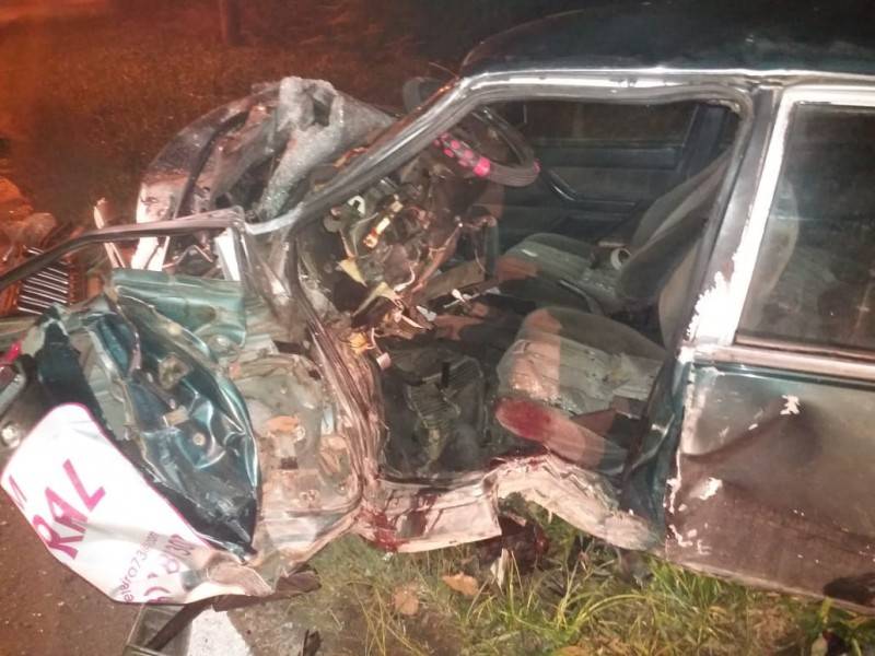 SC-443: colisão frontal deixa motorista gravemente ferido — foto 3
