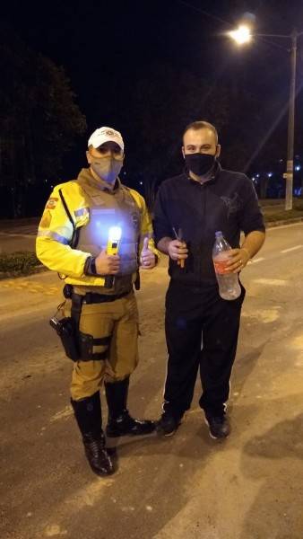 Mais de 150 testes de bafômetro realizado em Operação Lei Seca em Cocal do Sul — foto 1