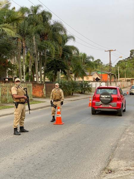 Polícia Militar realiza 'Operação Ruas Seguras' em Criciúma — foto 2