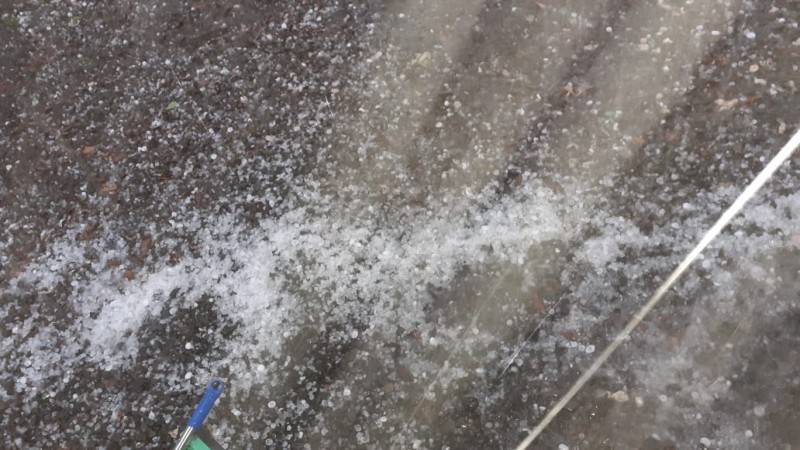 Chuva de granizo atinge cidades do Extremo Sul; em Jacinto Machado foram quatro vezes neste sábado — foto 1