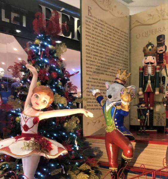 Com o acendimento das luzes, magia do Natal chega ao Criciúma Shopping — foto 2