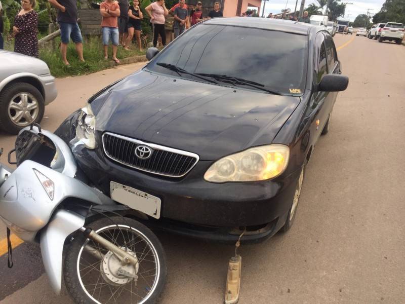 Motociclista fica gravemente ferida após colisão em Sangão — foto 2