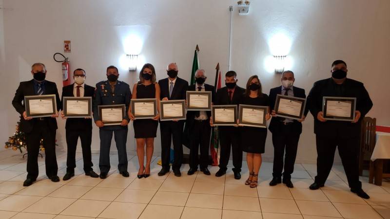 Prefeito, vice e vereadores eleitos de Balneário Arroio do Silva são diplomados — foto 4