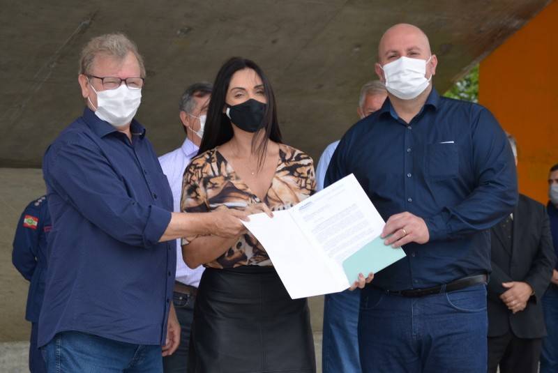 Cerimônia oficializa início do Serviço Aeromédico na região Sul de Santa Catarina — foto 8