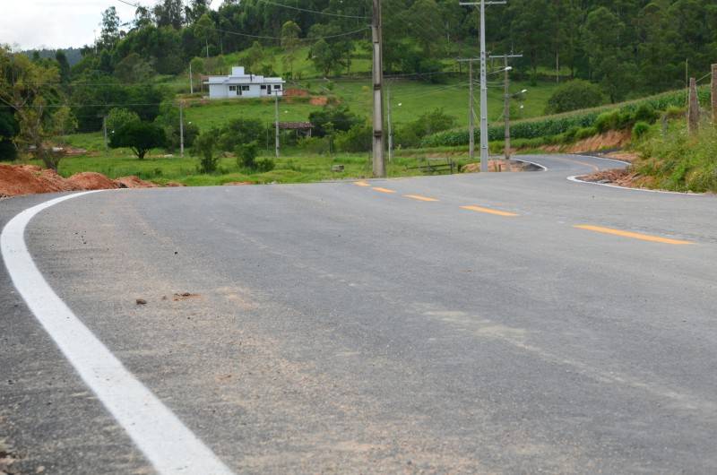 Prefeitura de Cocal do Sul inaugura três obras — foto 1