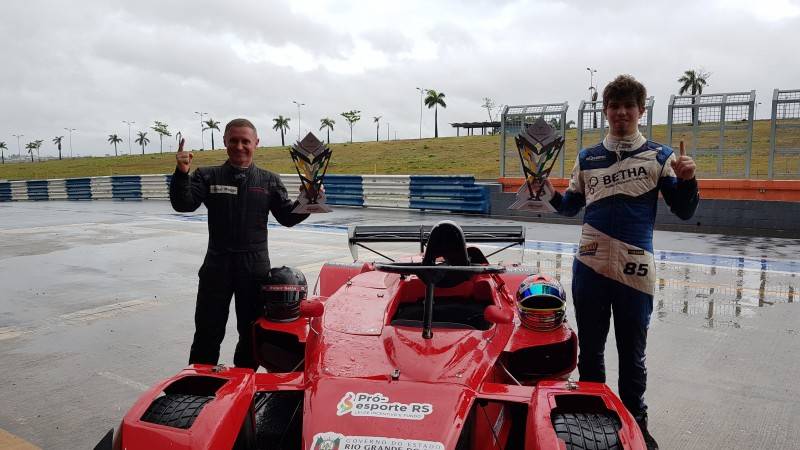 Bruno Smielevski fecha temporada 2020 do Império Brasil Endurance entre os primeiros colocados — foto 3
