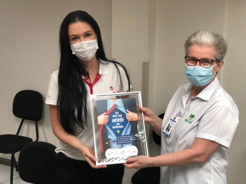 Crianças da Oncologia pediátrica recebem doação de sorvetes especiais — foto 2