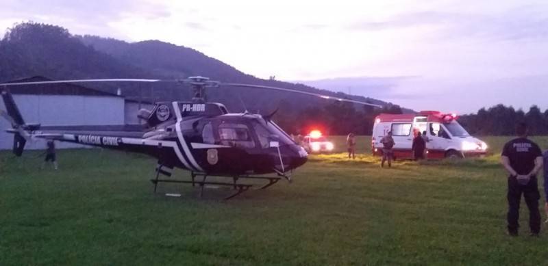 Socorristas do Sarasul prestam auxílio em transporte de paciente com convulsão — foto 2