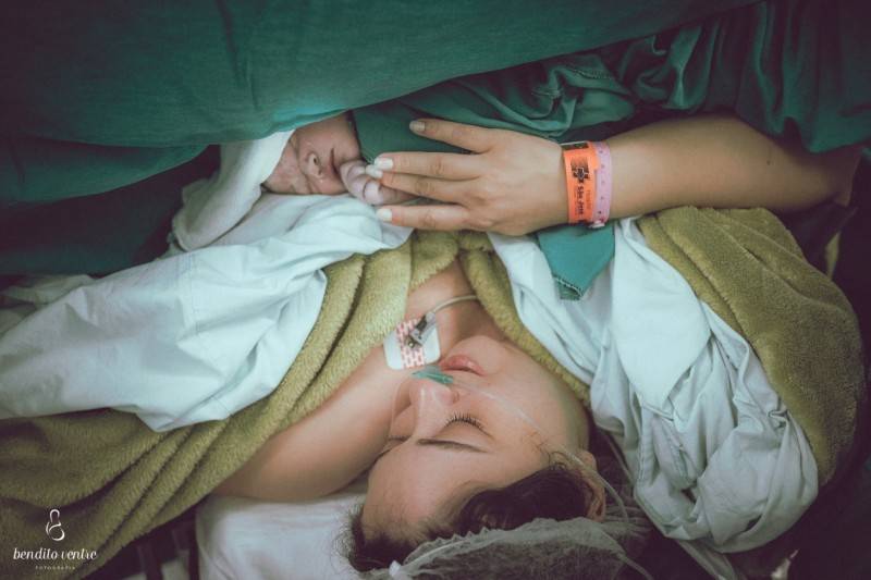 HSJosé: chamada de vídeo aproxima casal durante o nascimento da filha — foto 1