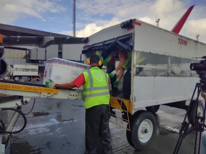 Estado recebe nova remessa com 144,7 mil doses da vacina contra Covid-19 — foto 6