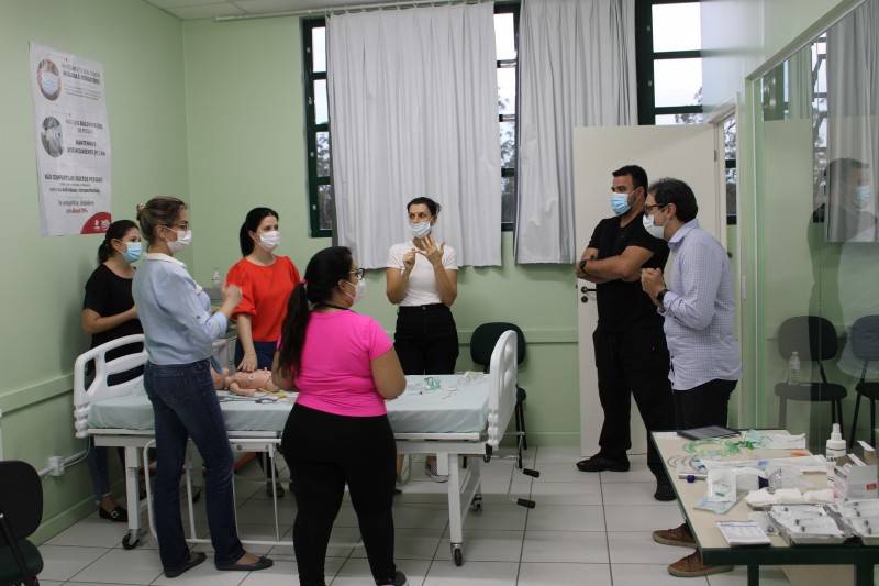 Unesc implanta Centro Simulação Realística em parceria com a American Heart Association — foto 2